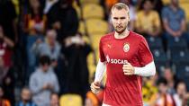 Victor Nelsson 2028'e kadar uzatıyor