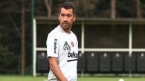 Van Bronckhorst görevine devam edecek mi? Hasan Arat açıkladı